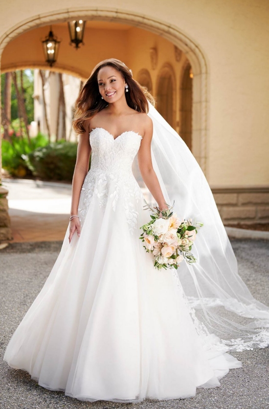 Stella York Gowns at Brides To Be